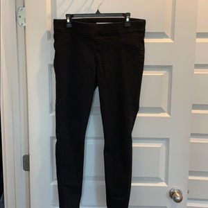 Black jeggings